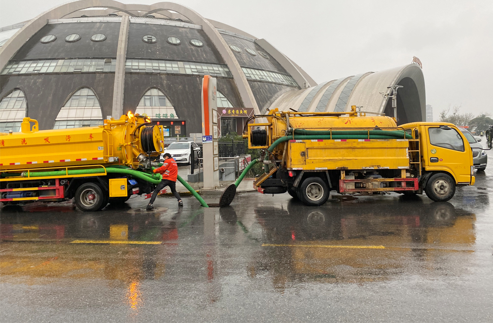 271下关商场管道清淤